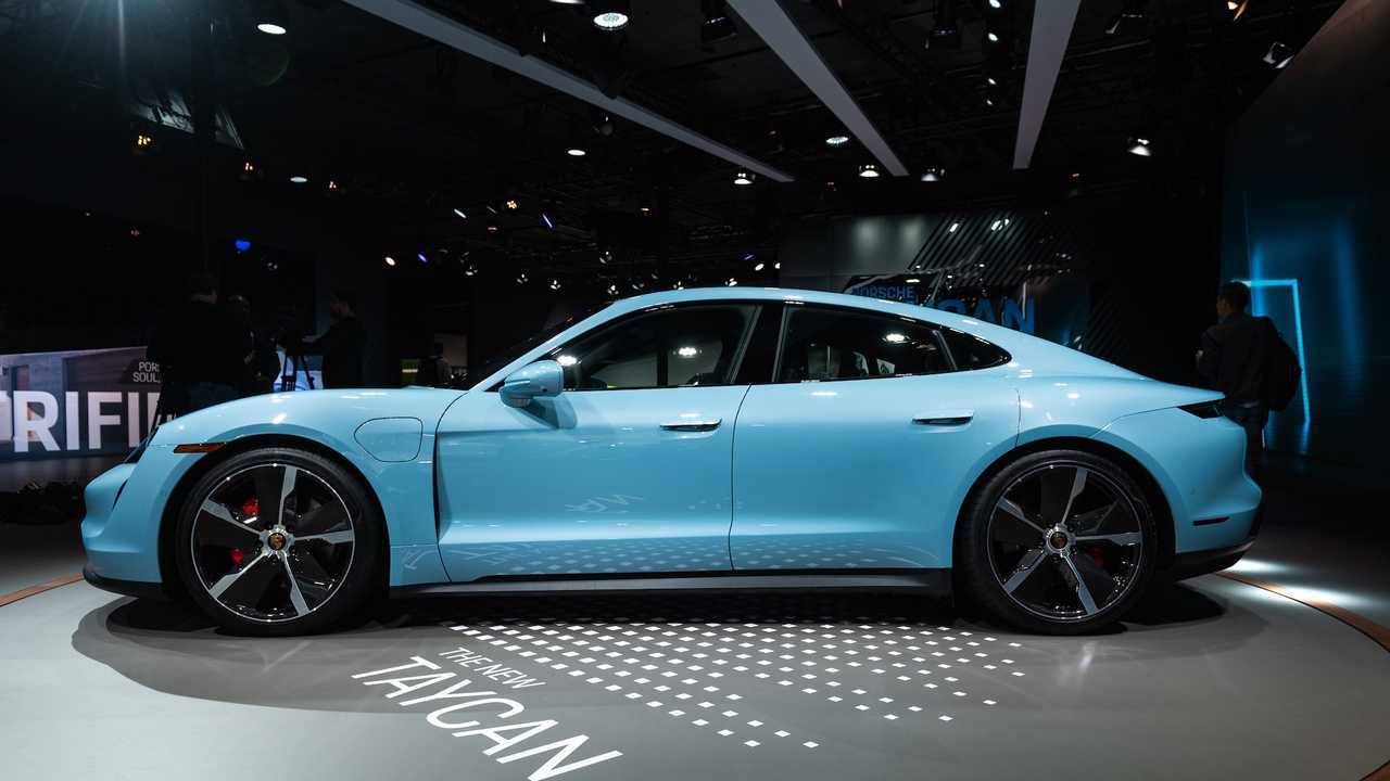 porsche-taycan-4s-la-auto-show
