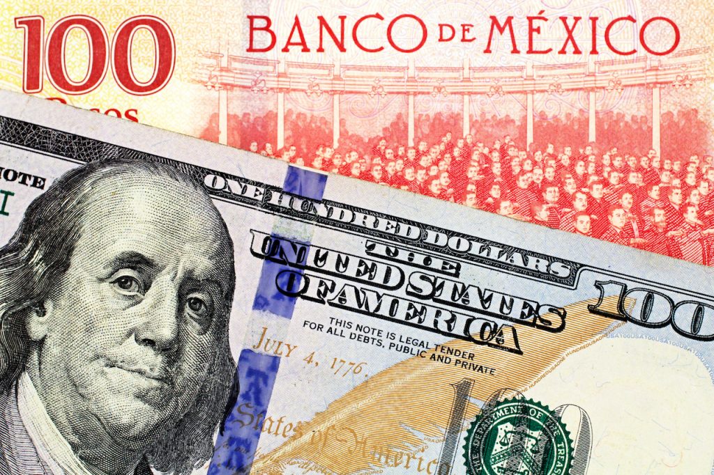 precio-dolar-nuevo-record-25-71-pesos-1024x682