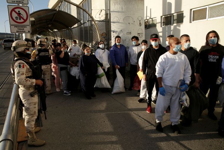 migrantes-deportados-frontera-el_paso-reuters.jpg_578925998