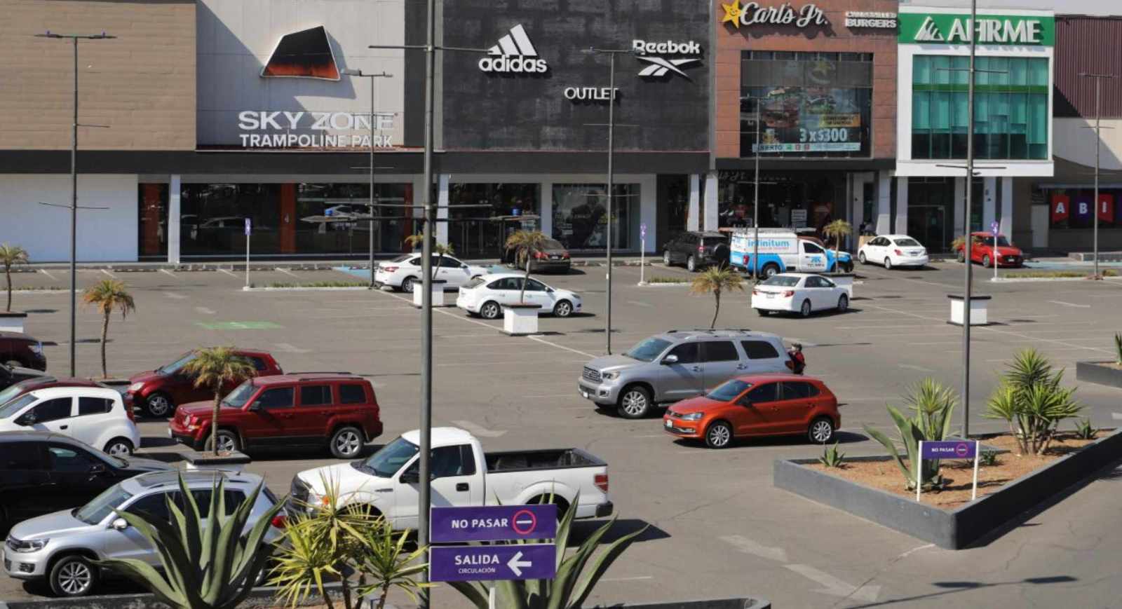 Estacionamientos_1-1600x869