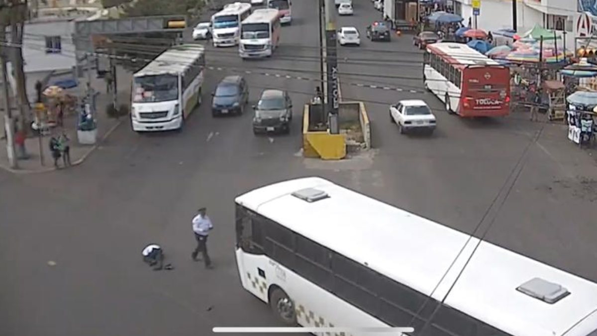 toluca-atropella-policia-111745