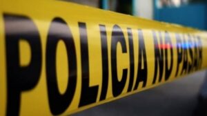 cinta_de_no_pasar_policias_nogales