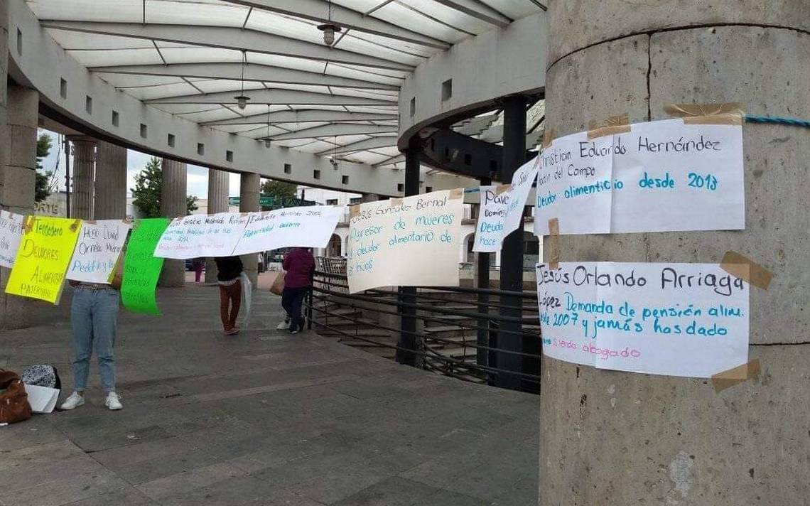 deudores
