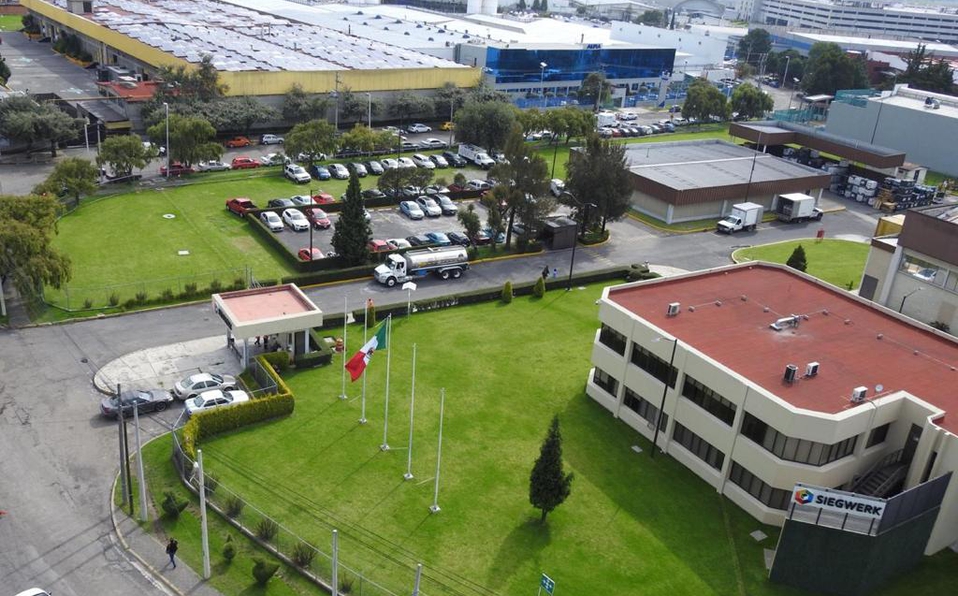la-presencia-de-vehiculos-oficiales