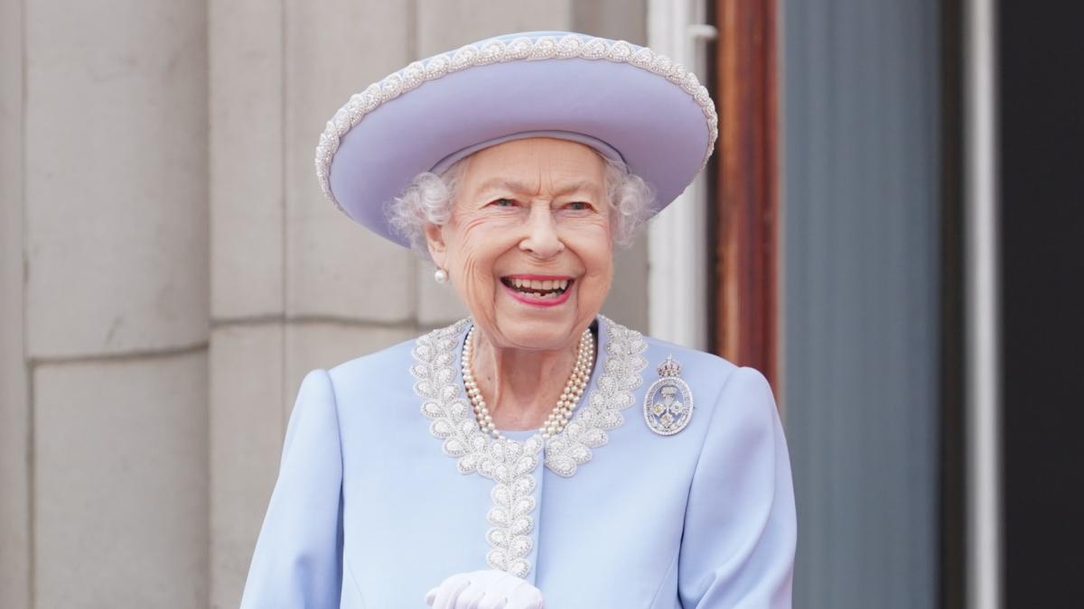 reina-isabel-ii