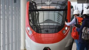 En-diciembre-de-2023-vamos-a-estar-subiendonos-a-ese-tren-AMLO-sobre-el-Interurbano-Mexico-Toluca-