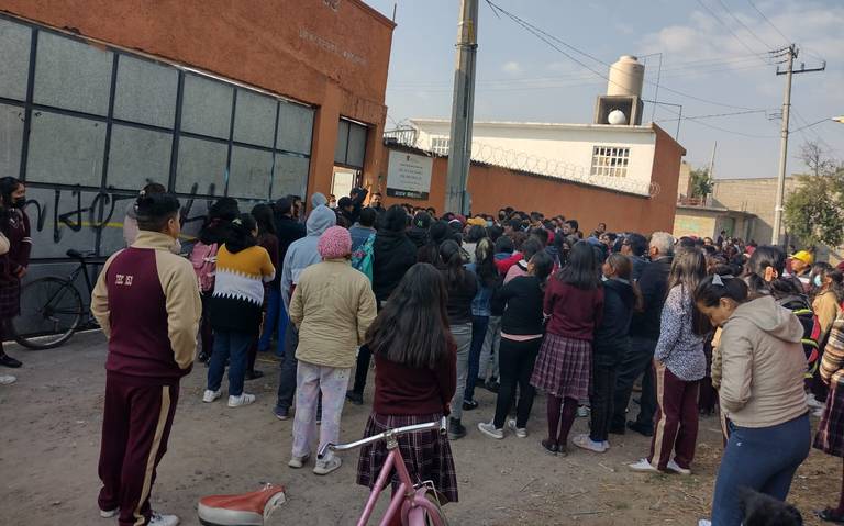 robo escuela